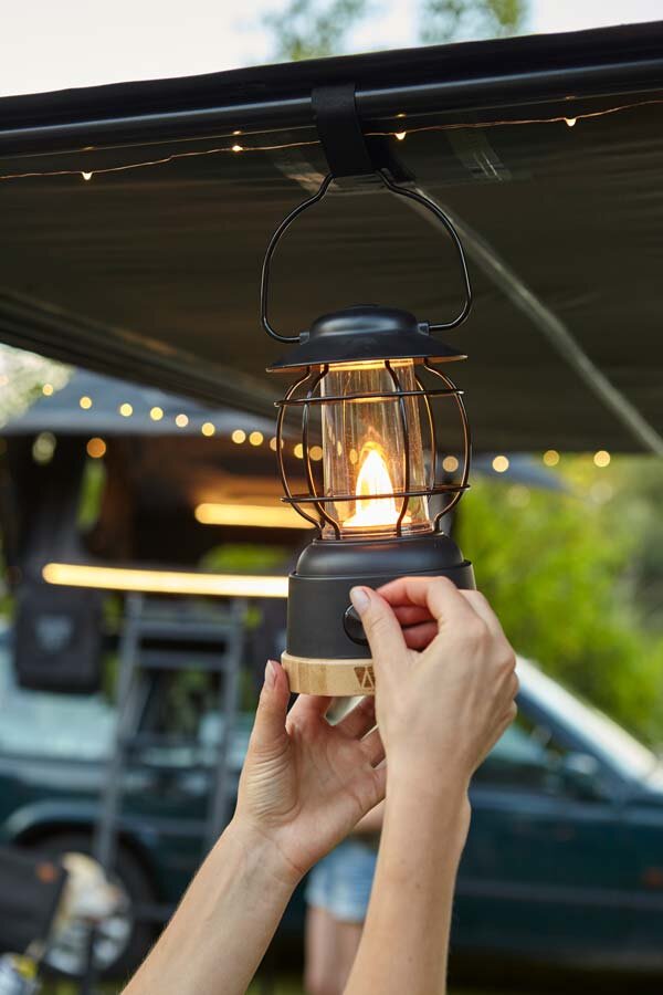 WOODY LANTERN – Dimmable Rechargeable Camping Lamp with Power Bank